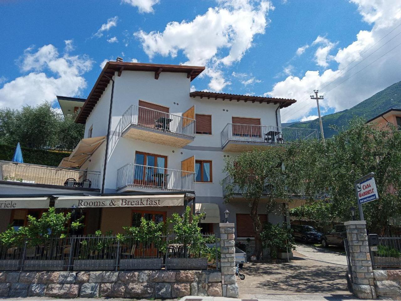 B&B Casa Gabriele Μαλτσεζίνε Εξωτερικό φωτογραφία
